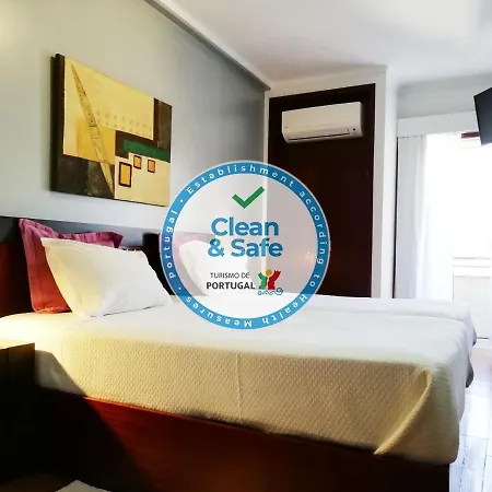 Dom Joao Iv Szálloda 2*